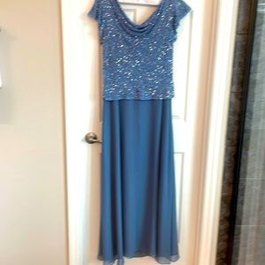 Women’s formal blue dress size 16